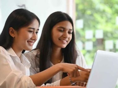 How Life Coaching Helps Young Adults Navigate Career Confusion