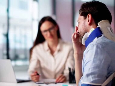 How an Injury Lawyer Can Strengthen Your Accident Claim