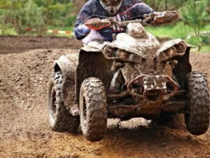 High-Foam-Cleaners-for-Tough-Road-Grime