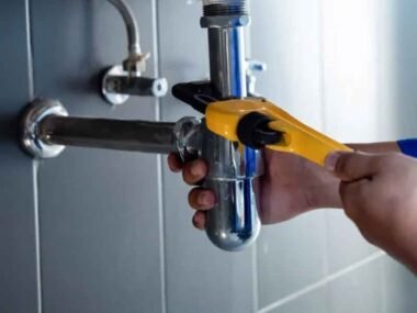 Cold-Weather-Heating-and-Plumbing-Fixes-That-Prevent-Emergency-Calls