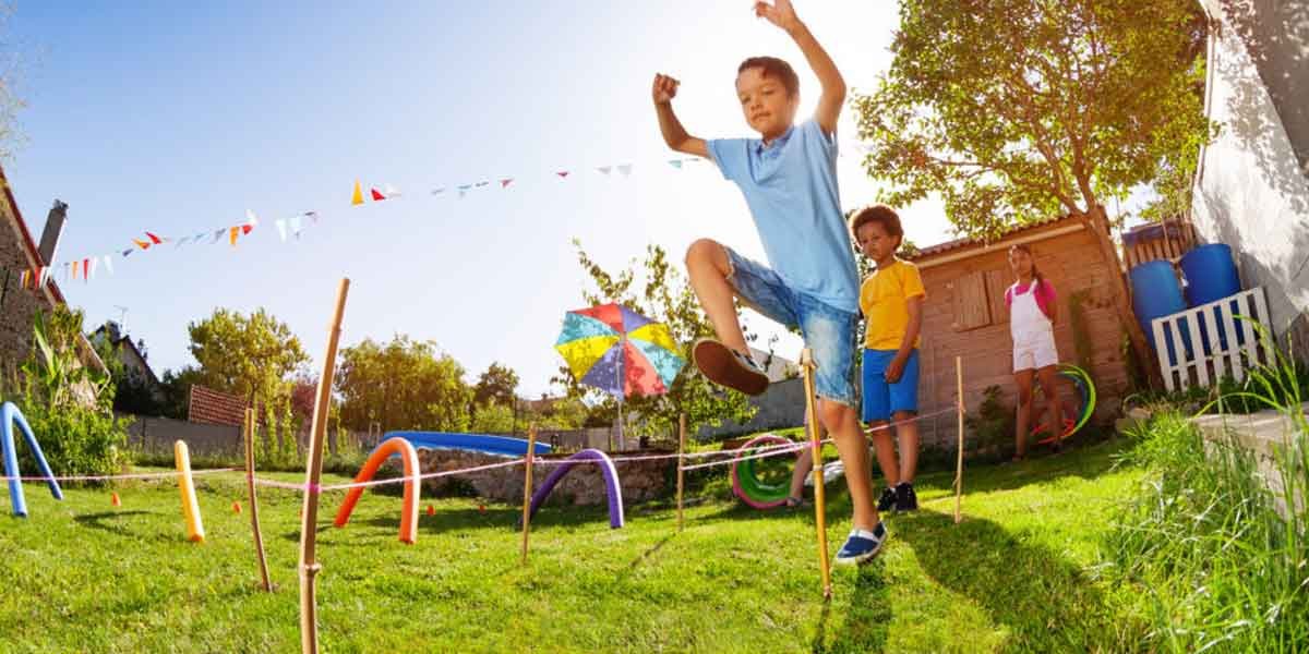 How-to-Plan-a-Fun-and-Safe-Backyard-Party-for-Kids