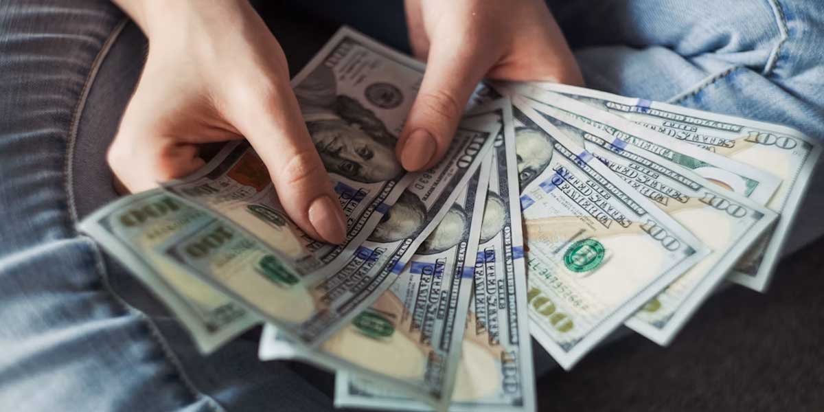 5-Essential-Money-Strategies-Before-Leaving-Your-Career